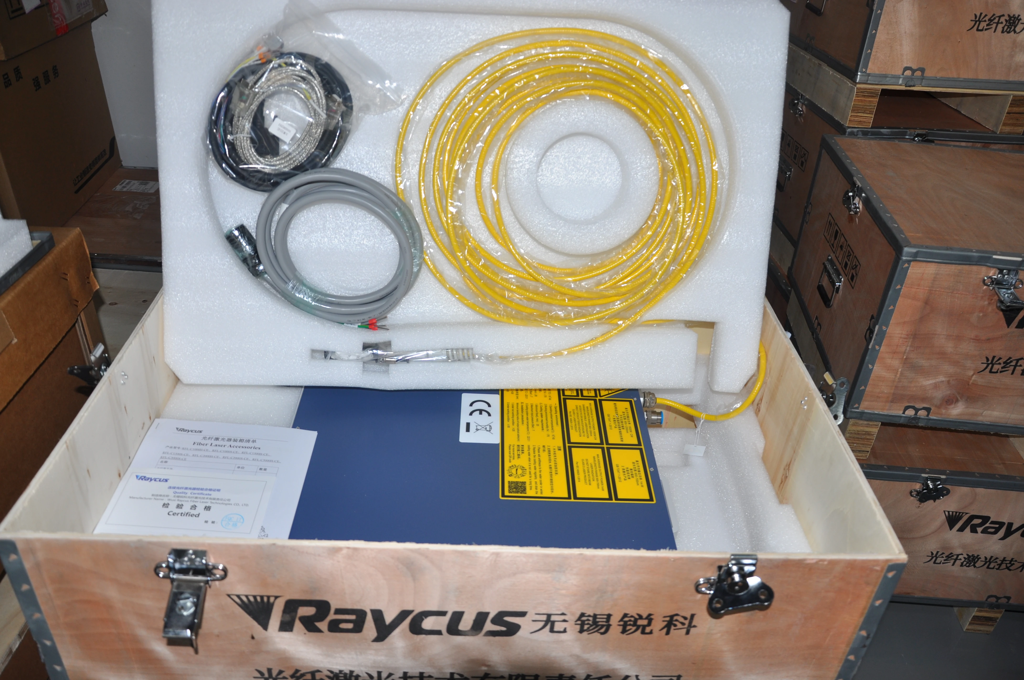 RFL-C12000 Raycus 12KW Fiber Laser Power Source for Cutting Cleaning Drilling Equipment