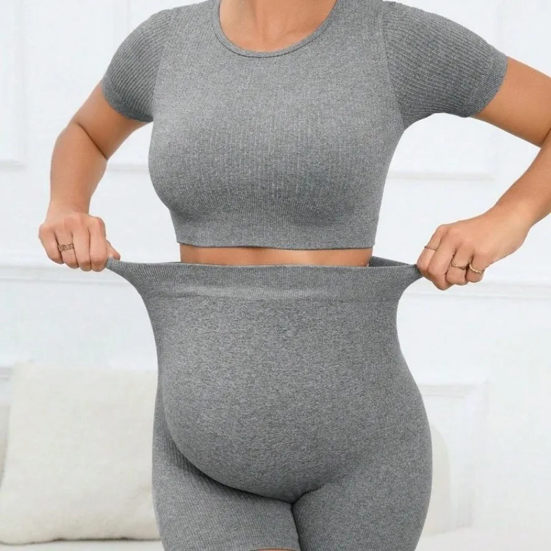 

Pregnant Women's Summer Short Sleeved Shorts Set Soft Comfortable Seamless Knitting Quick Drying Breathable and Comfortable Set