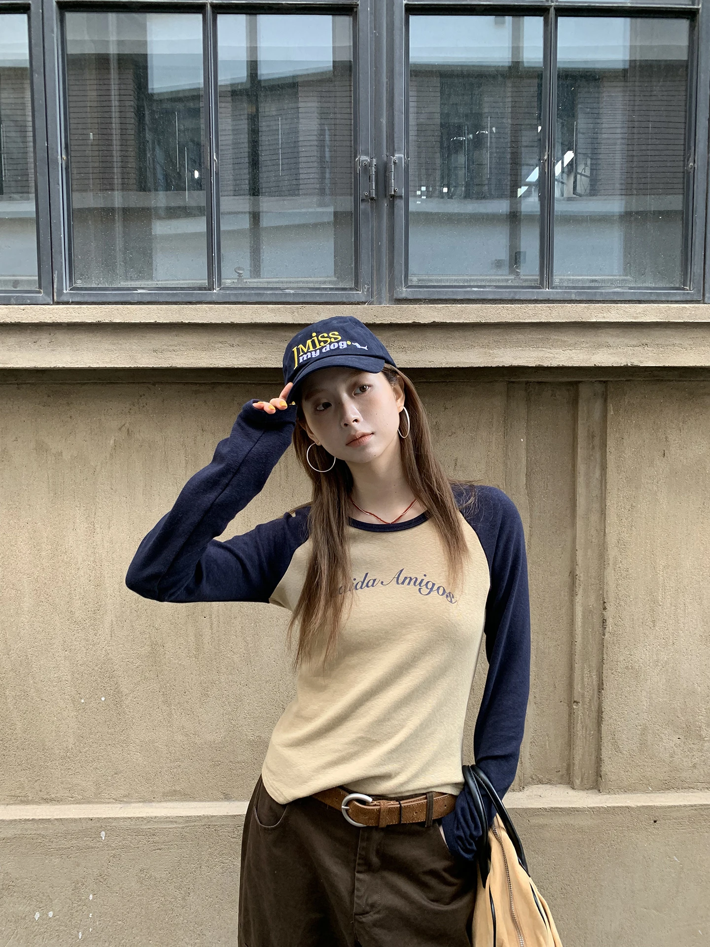 

Slim Fit Long Sve Base irt Women's Inner Wear T-irt 2025 New Autumn Winter Outerwear High End Feel Cotton Blend Tee