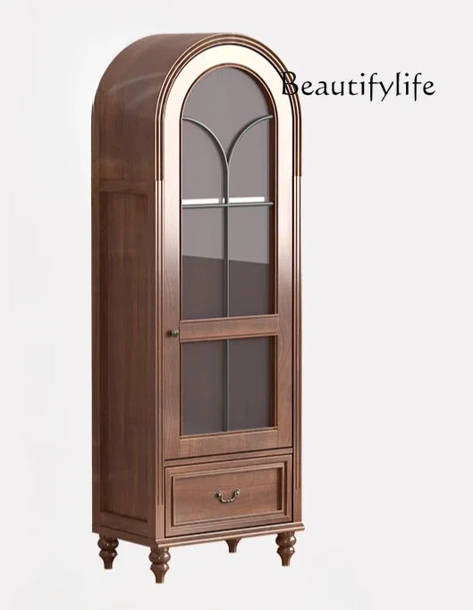 

Libreria a porta singola per appartamento retrò americano in legno massello ad arco con porta in vetro vetrina per vino da studi