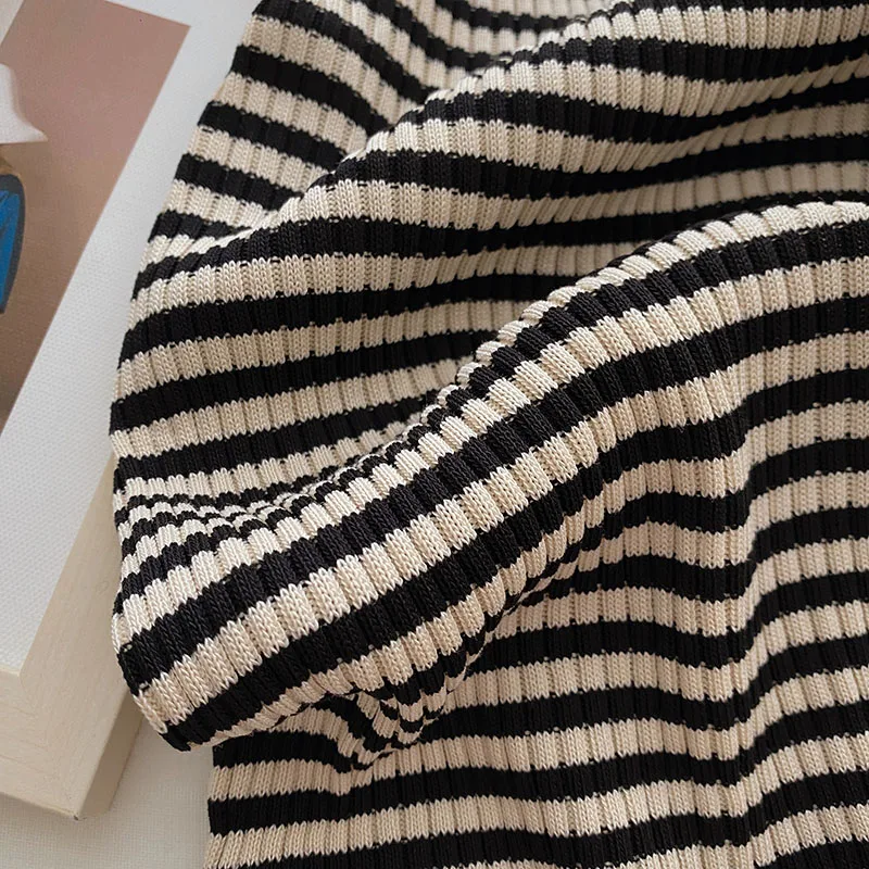 女の子ピンクストライプニットストラップドレス女性の夏の新弾性スリムフィットショートスタイル韓国語バージョンノースリーブドレス