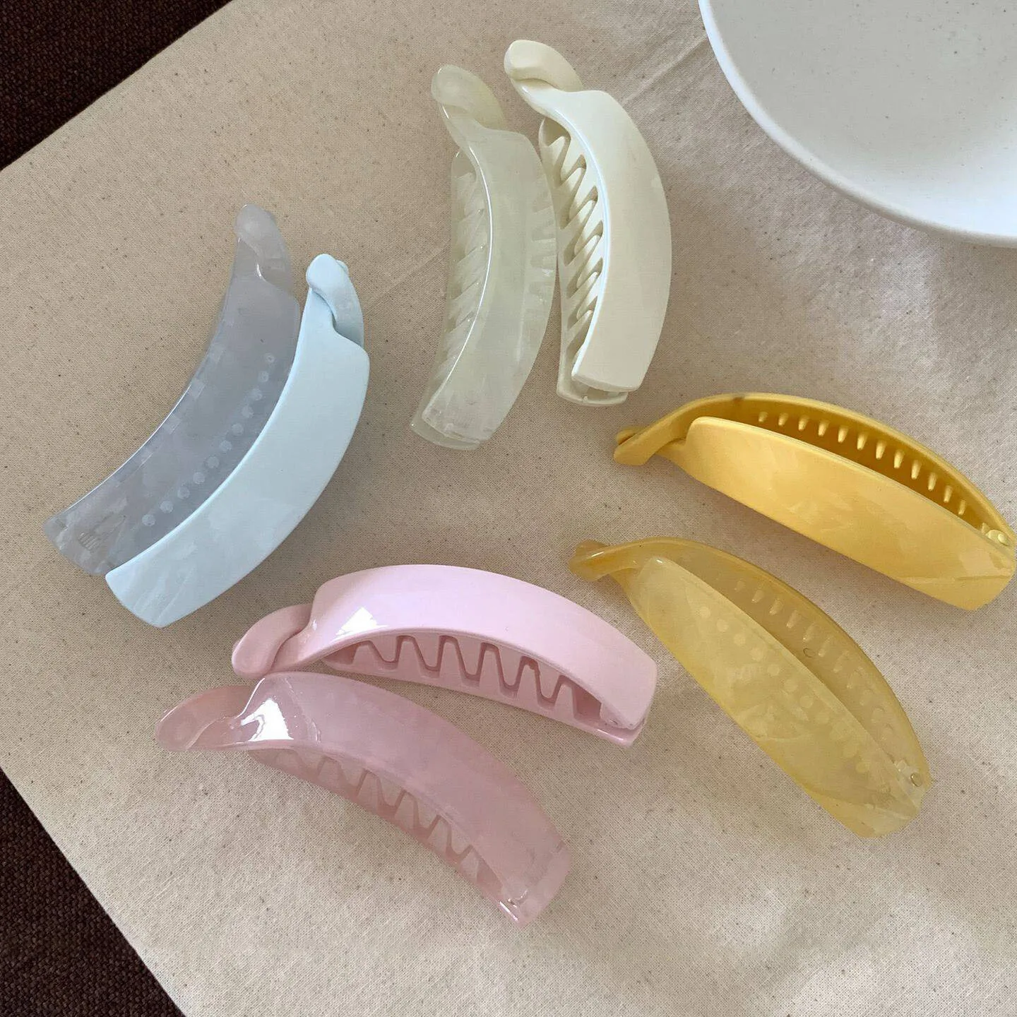 Dual Row Hair Claw for Thick Hair Strong Hold Banana Clip Jelly Color Hair Accessories Women High Ponytail Twist Comb Hairpin