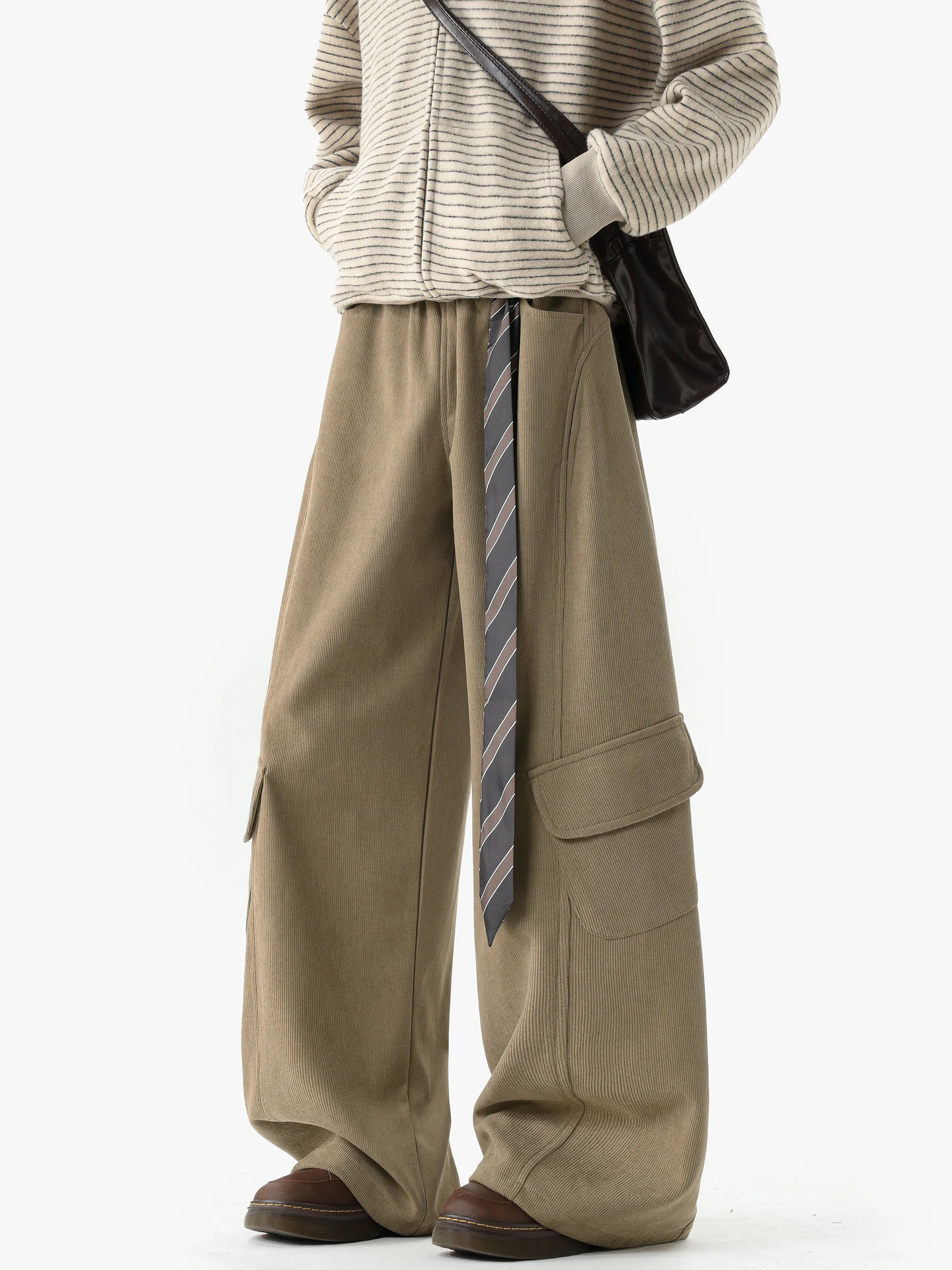 

Модные вельветовые брюки прямого кроя в стиле ретро, свободные повседневные брюки с широкими штанинами для мужчин, универсальные, свободного кроя, длинные, в американском стиле