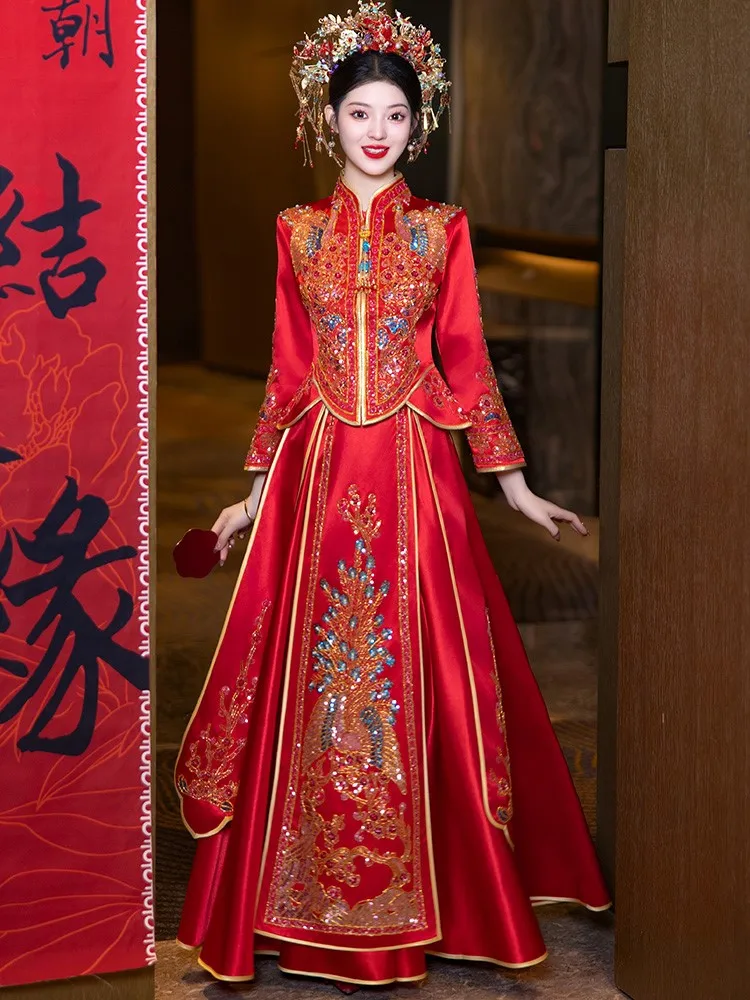 

Новое свадебное платье невесты в китайском стиле – это тонкое платье дракона и феникса для церемонии.