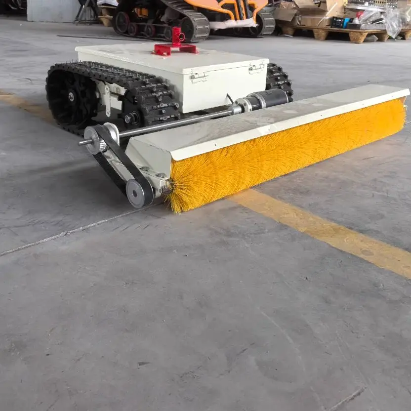 

Remote-controlled tracked photovoltaic cleaning robot, solar panel cleaning tool