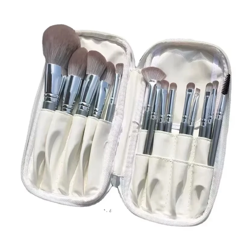 Zachte pluizige make-upborstels Set Complete oogschaduw Markeerstift Concealer Lipborstels Blending Beauty Make Up beauty Tool