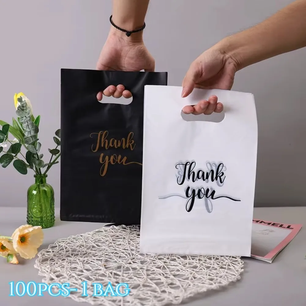 

100 шт., подарочная упаковка, сумка с плоским карманом на четыре пальца, сумка-тоут для одежды, косметики, ювелирных изделий, оптовая продажа, набор сумок