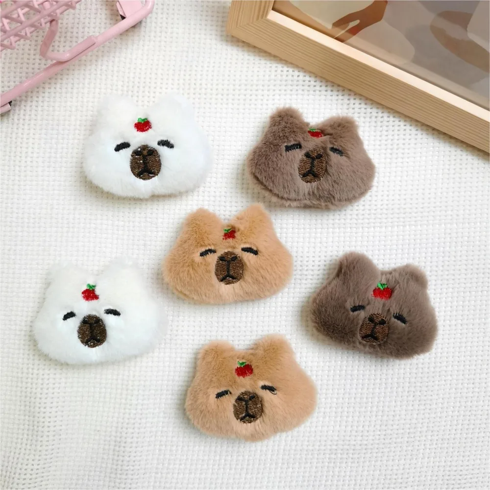 

Cute Cartoon Capybara Brooch Doll Fashion Clothes Badge Pins Soft Fluffy Plush Brooch