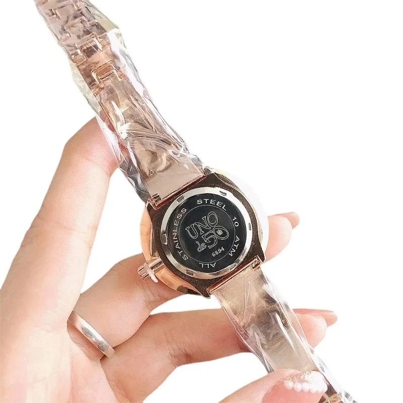 UNOde50 Trendsetting Watch: Fashion-Forward Style, High-End Look, Affordable