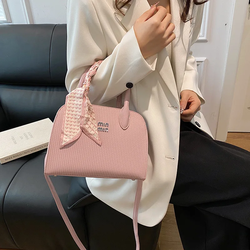 

2025 Designer Luxury Bowling Bag for Women - Chic Color-Block Niche Top Handle Purse, Versatile Crossbody & Shoulder Bag