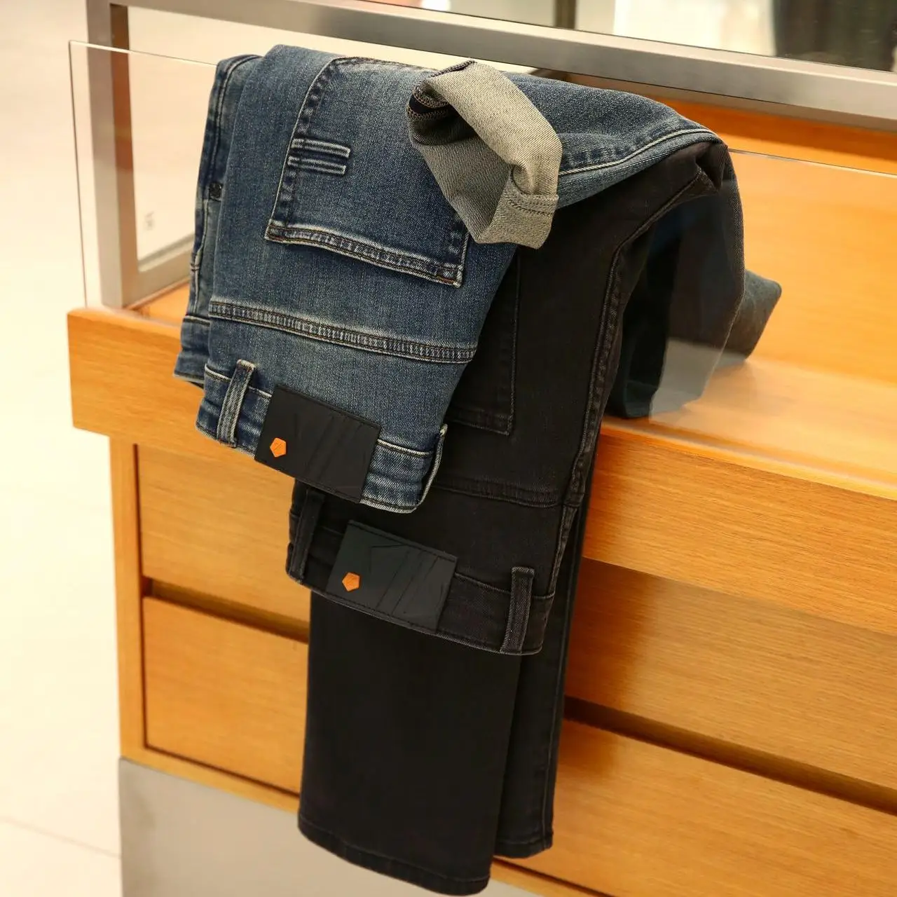 

Итальянские высококачественные мужские джинсы прямого кроя: модные, универсальные, эластичные, на весну-осень