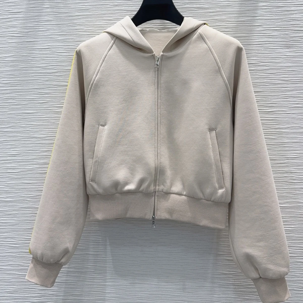 High Quality Women Hooded Zip Cropped Sweatshirt Set, Contrast Side Stripe Wide Leg Pants 2 Piece Outfit lyt26101229