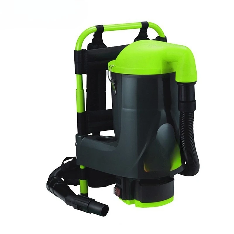 Reinigungsstaubsauger für große Höhen. Rückenstaubsauger