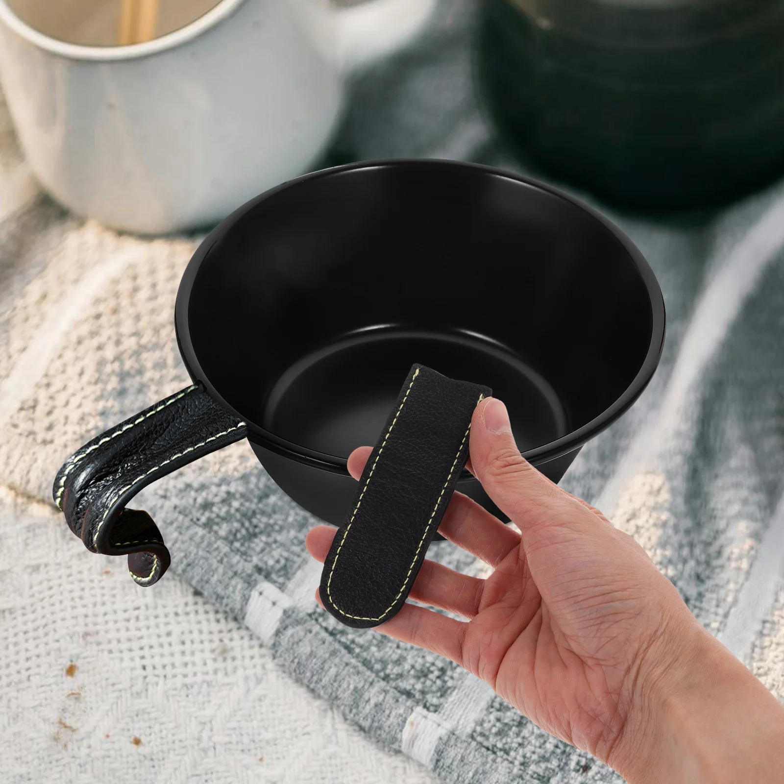 

Genuine Cowhide Handle Covers Camping Bowl Protector Anti scalding Grip Sleeve Durable Wear resistant Outdoor Cookware Heat