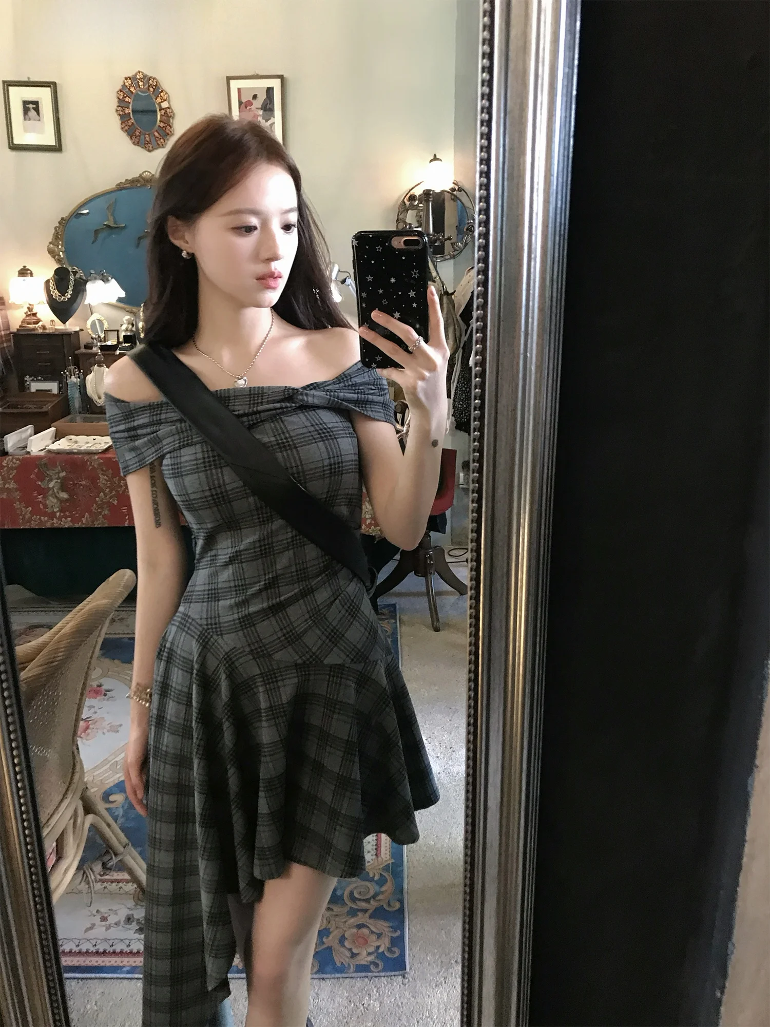 

Neurcz Vintage Plaid Dress Women's Spring Summer Short Sleeve One Shoulder Waist Cinched A-Line Skirt Polyester Fiber