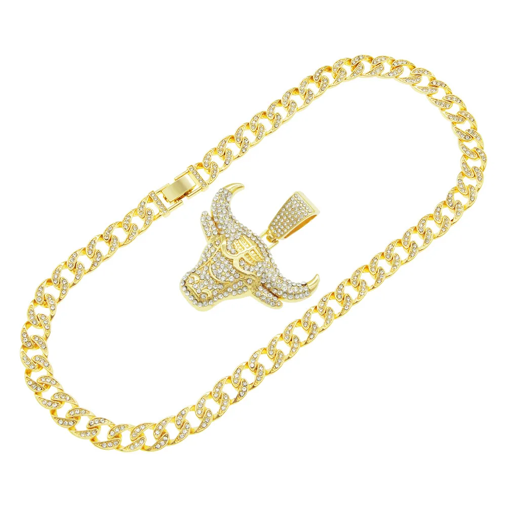 Hip-Hop Three-Dimensional Diamond-Encrusted Cow Head Pendant Cuba Chain  Chain Punk  Necklaces