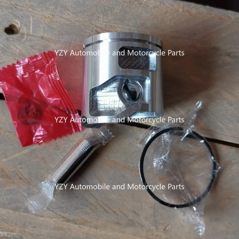 

Piston Kit Husqvarna 545 545XP 550 550XP (43mm) Piston Assembly