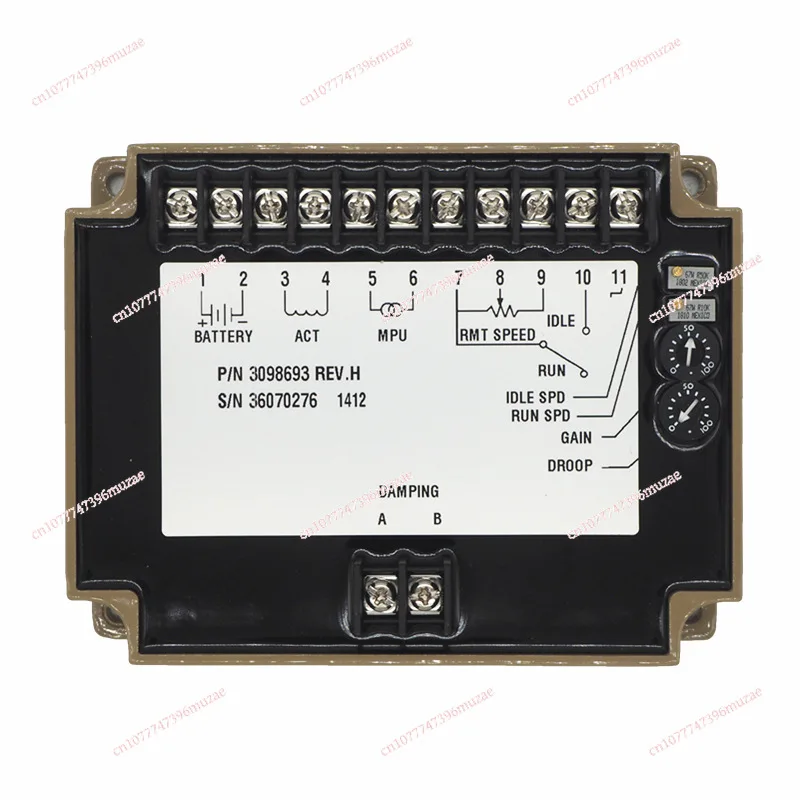 tableau-de-controle-de-vitesse-electronique-3098693-controleur-de-vitesse-du-groupe-electrogene-du-moteur-3037359