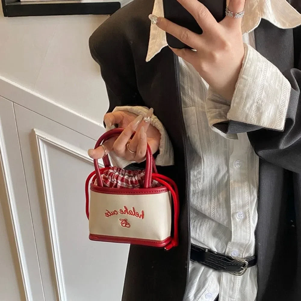 

Casual Korean Style Drawstring Bucket Bag Embroidery PU Leather PU Crossbody Bag Plaid Tote Bag Children Shoulder Bag Women