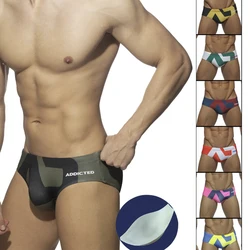 Bañador triangular de moda para hombre, traje de baño Sexy europeo y americano, pantalones cortos estampados de verano, playa, vacaciones, novedad