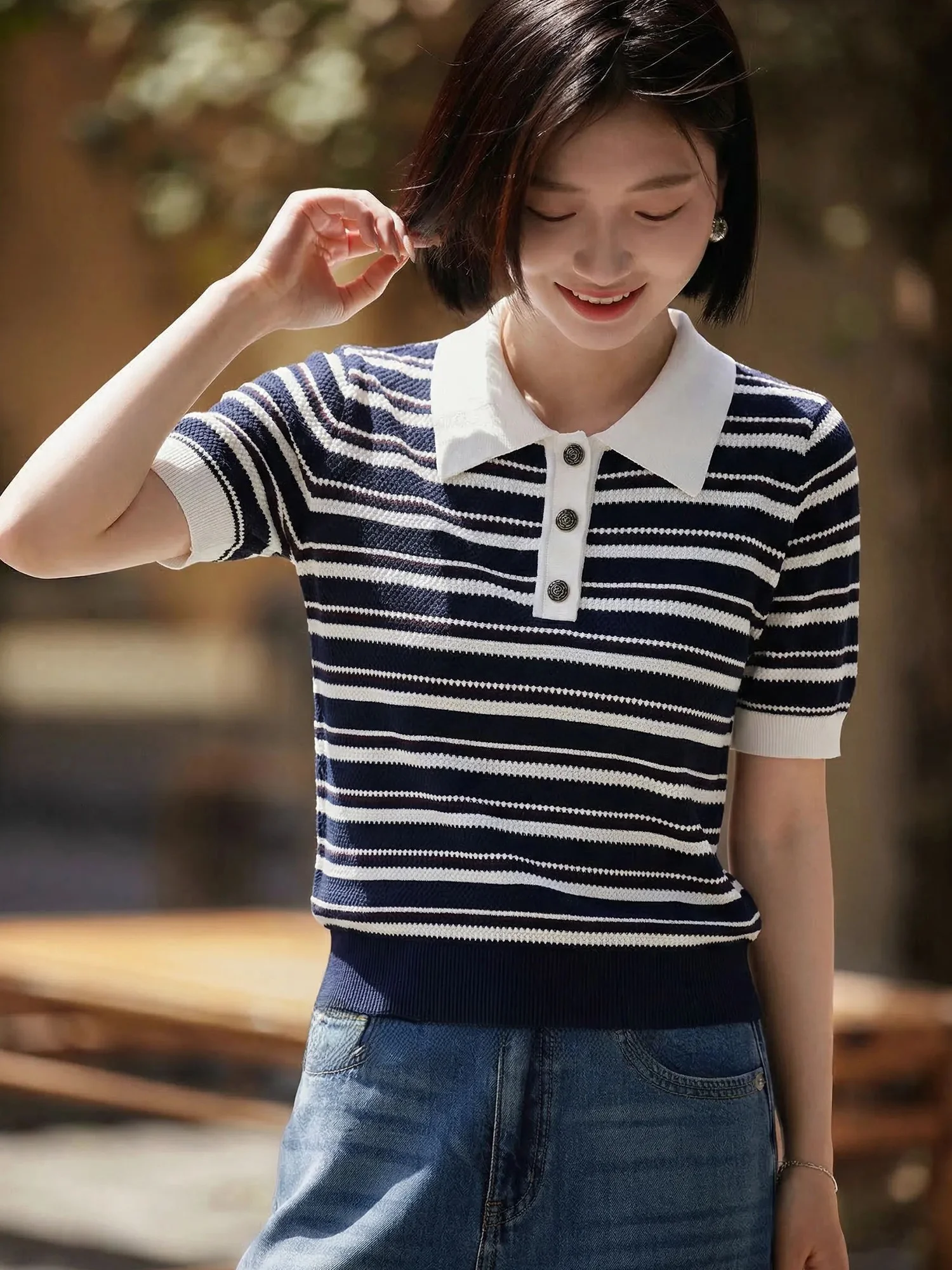 

Slimming Striped Neck Knitwear Short Sleeve Women's Fashion Design Summer Slimming Age-Defying Top Chivirin Casual V-Neck