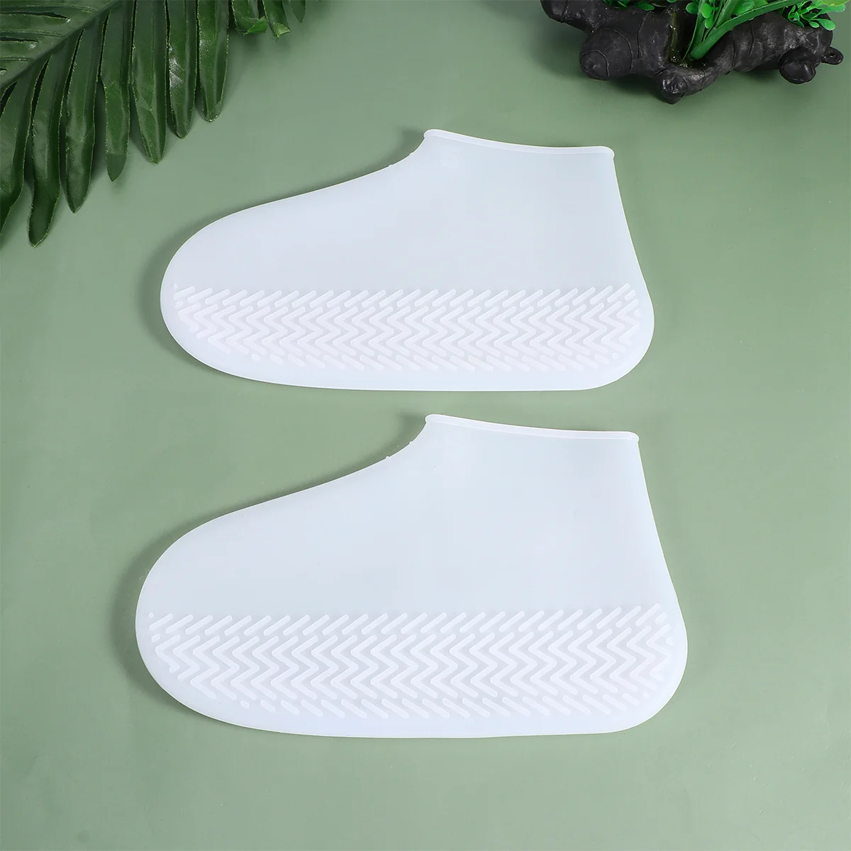 1pc Silicone Rain Boots Cover Wear-resistant Snow-proof Outdoor Shoe Cover Portable Waterproof Shoes Cover - Size M(White)