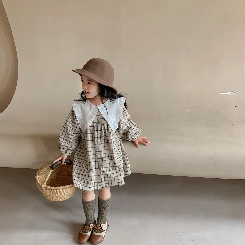 New Girls' Spring Autumn Dress with Korean Style and Trendy Lace, Pointed Neckline, Checkered Solid Color, and Casual Feel