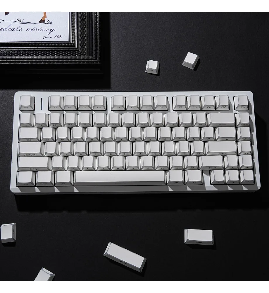 Key caps Fold edges and corners Double engraving light transmission Pbt Original factory height Pre-order language Full set of
