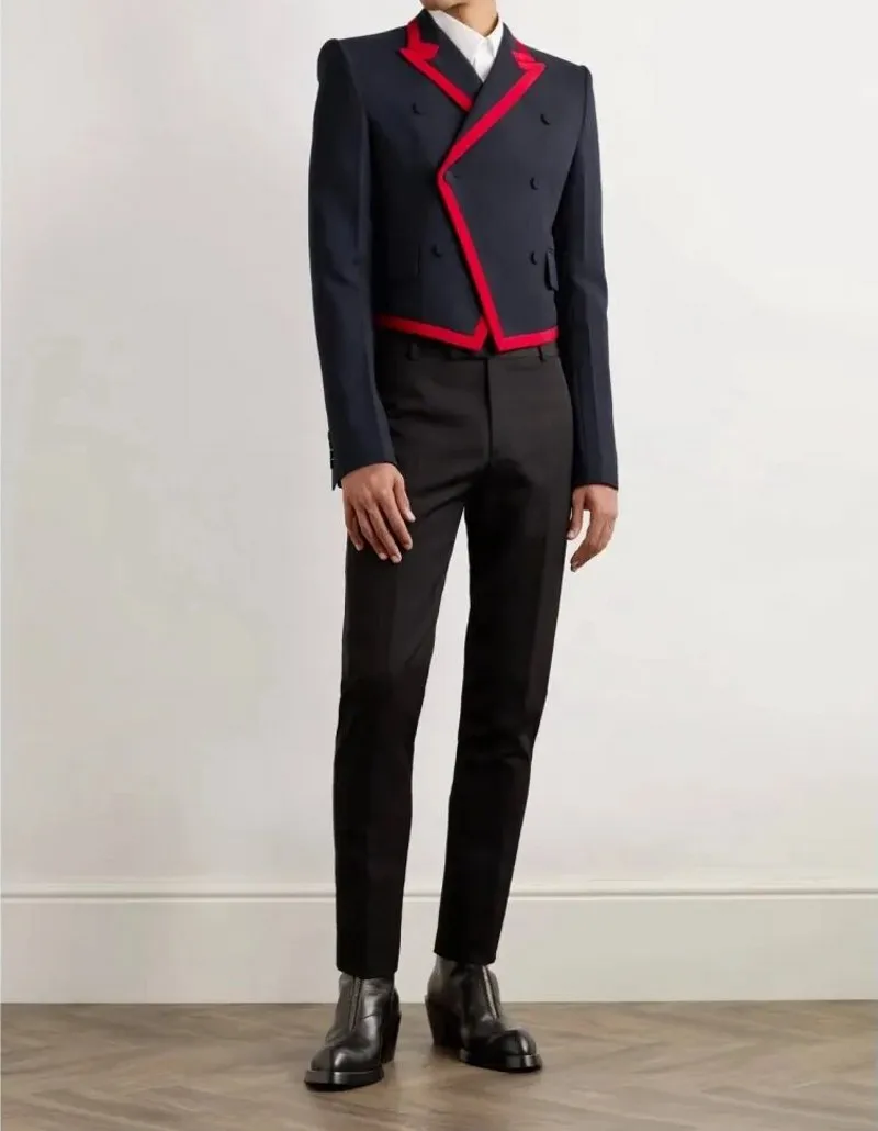 Dwurzędowe smokingi dla drużbów w kolorze czarnym/granatowym/czerwonym, klapy ostre, garnitury męskie na wesele, 2-częściowe (marynarka + spodnie + mucha) D533
