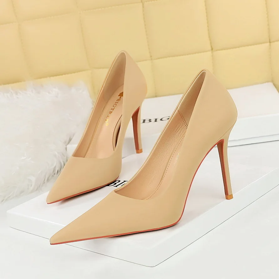 

Fashionable And Sexy Nightclub Pumps Banquet Slimming High Women's Thin Heels Shallow Mouth Pointed Single Shoes