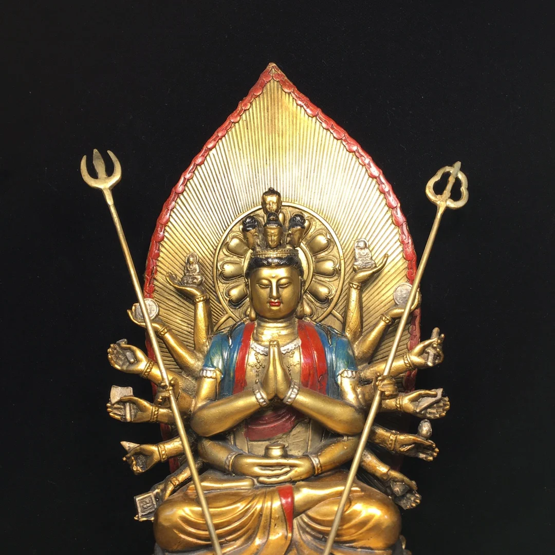 Buddha statue Pure copper painted Thousand Armed Avalokitesvara Bodhisattva Length 18cm, width 16cm, height 35cm, weight 2580g