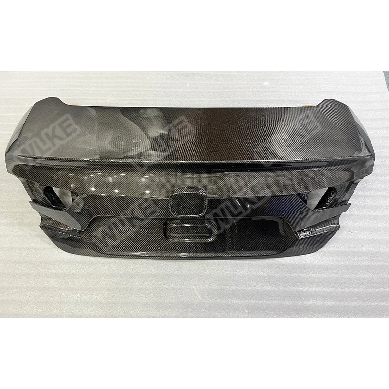 

Карбоновый спойлер на крышку багажника в стиле OE для Accord 2018-2022