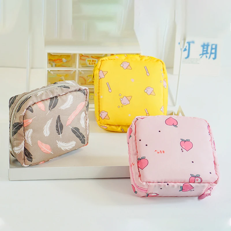 Sanitary Napkin Storage Bag Mini Folding Women Cute Bag For Gaskets Napkin Towel Storage Bags Girls Travel Makeup Bag Tampon