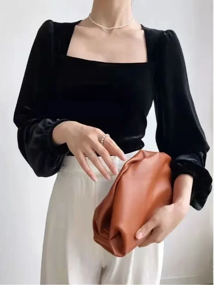 

Шикарные черные фланелевые блузки для женщин, винтажные рубашки с рукавами-фонариками из вельвета, женские повседневные топы во французском стиле с квадратным воротником