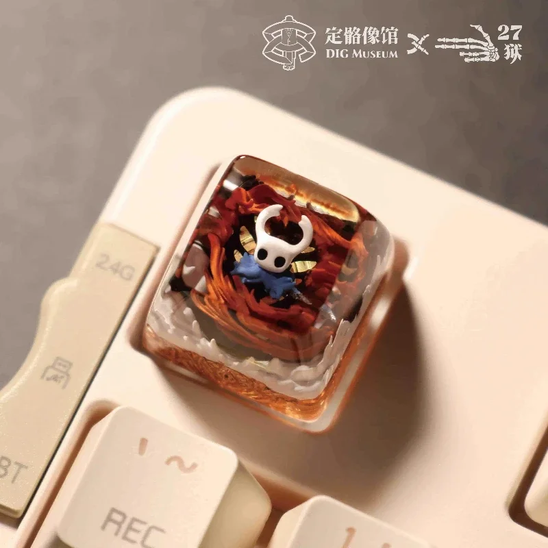 Cute Skull Keycap The Hollow Knight Resin 3D Anime Creative R4 ESC Custom Keycap for MX Cross Switch Gaming Mechanical Keyboards