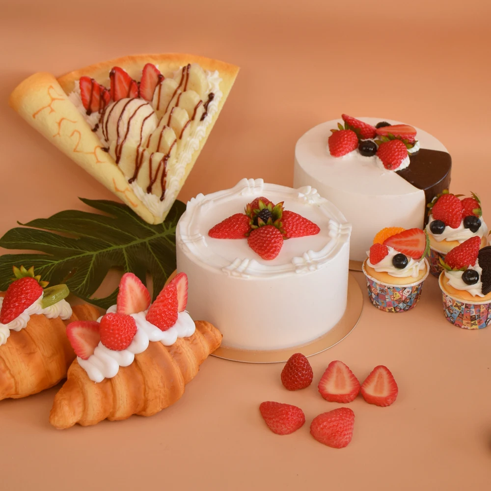 Croissant Cupcake Handcart Dessert Display Prop Simulated Fruit Accessort DIY Faux Strawberry Slices Half Red Bailey Sweet Cake