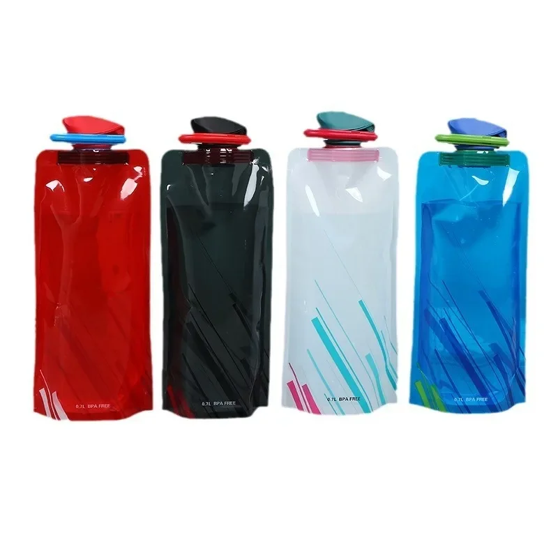 1pc 700ml Outdoor Sports Portable Hook Fold Water Bag Hike Pe Environmentally Cups High-Capacity Cycling Mountaineering Camping