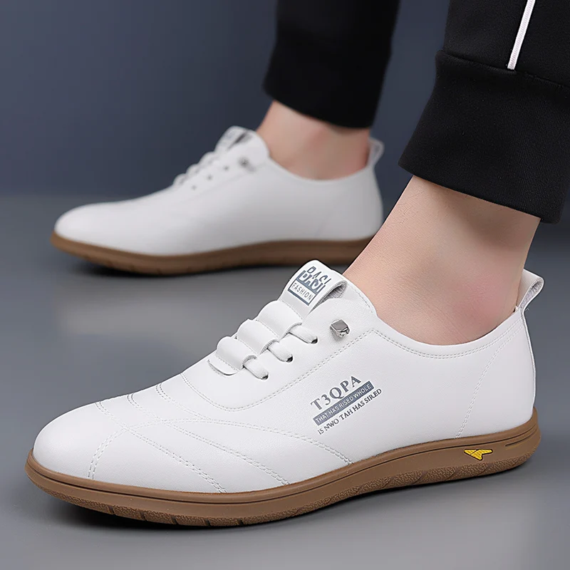 Brand Men\'s Fashionable Lace Up Anti Slip Casual Shoes Men\'s Outdoor Comfortable Soft Soled Board Shoes Classic Versatile Shoes