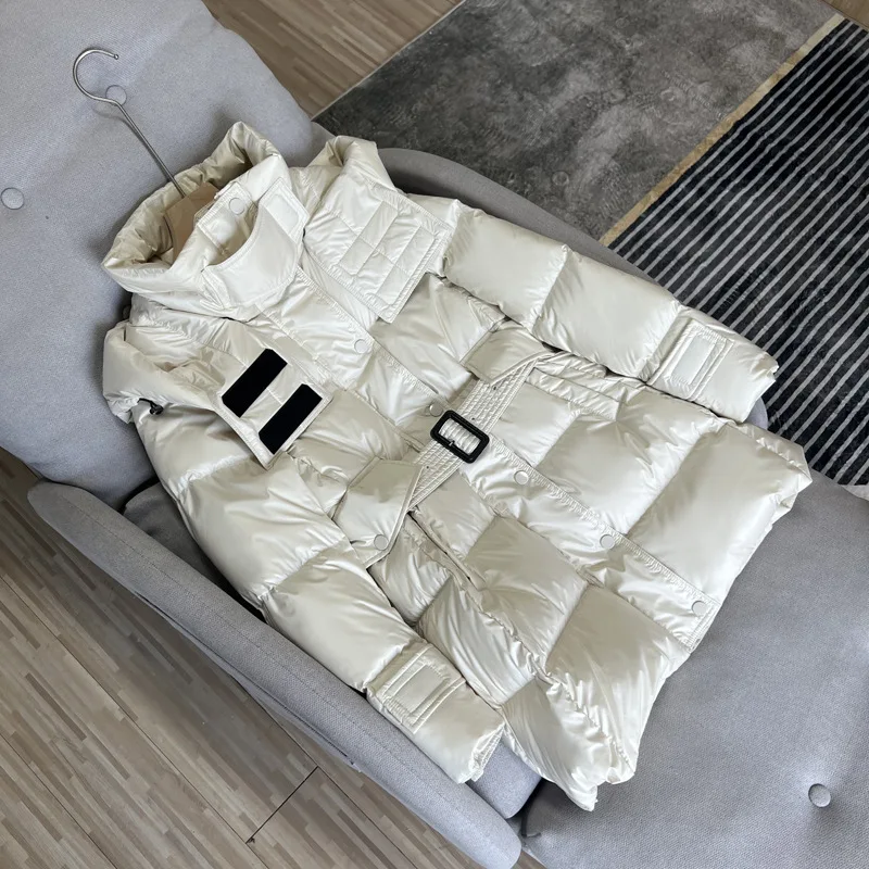 Winter Euro Neue Damen Daunenjacke Commuter Hoodie Slim White Duck Daunenjacke