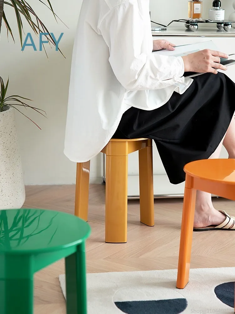 Second-hand Small Round Stool for Living Room Dining Room Home Office Bedroom Decor Eco Friendly Plastic Low Height Seat