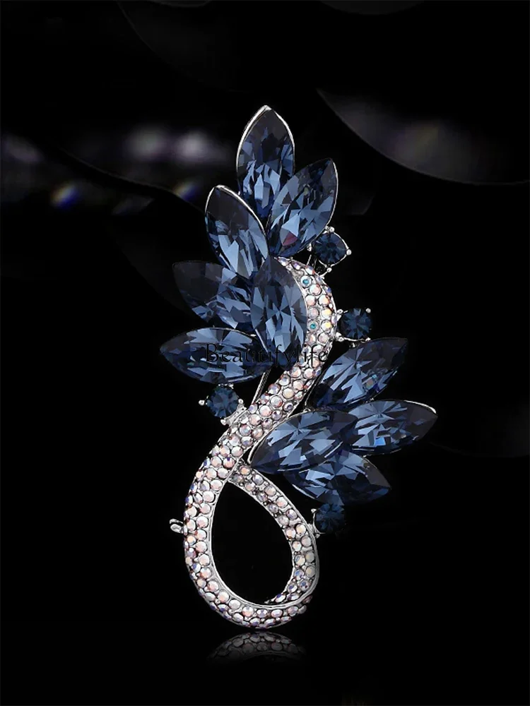 

Woolen Coat Brooch High-End Women's Advanced Luxury Elegant Blue Crystal Business Suit Corsage