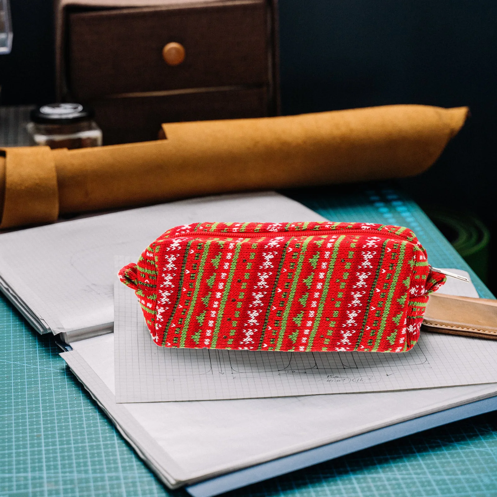 

Knitting Pencil Case Big Capacity Bag For College Student Red Green Stripes Makeup Pouch Stationery Organizer