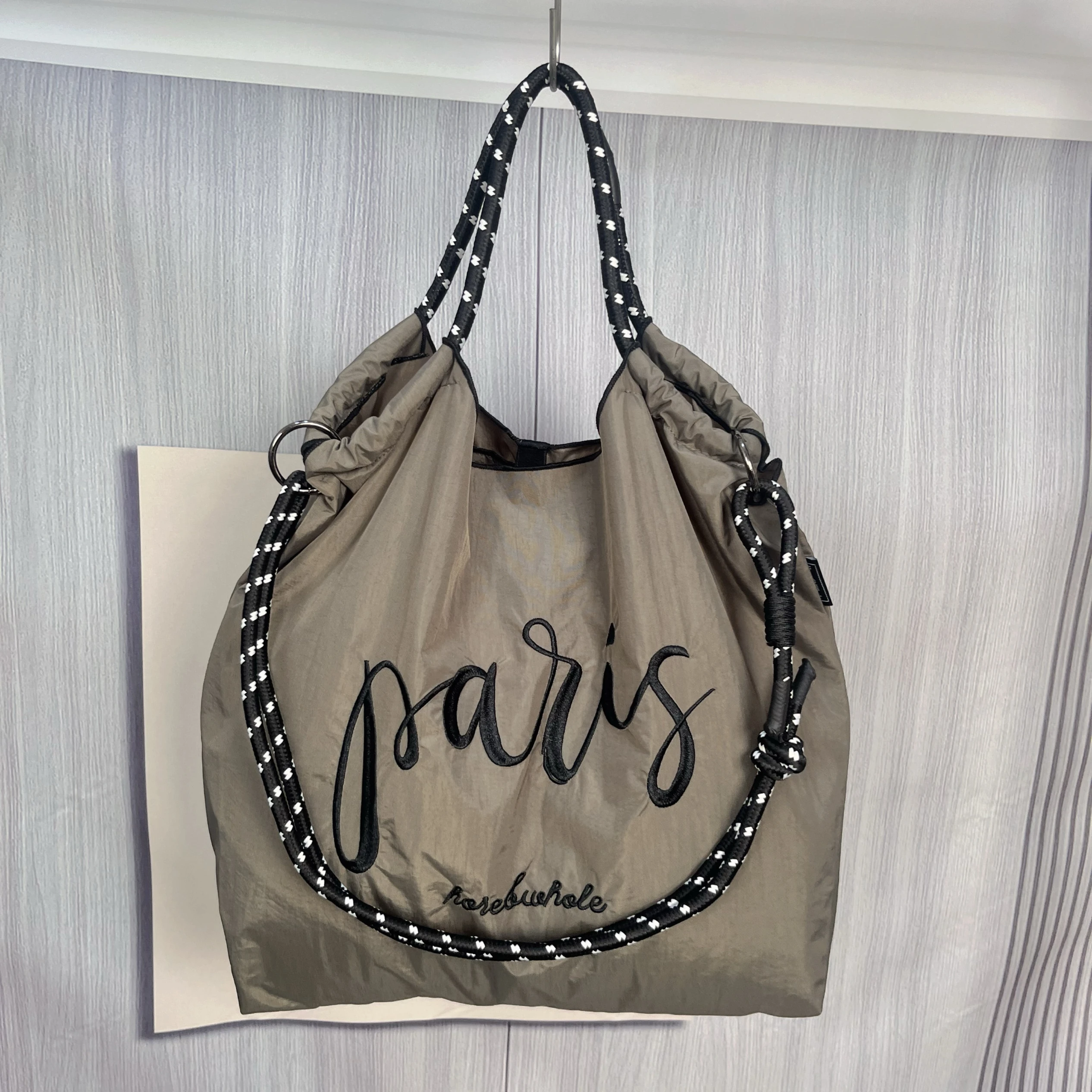 Embroidered Ballchain Universal Women's Bag Simple Lazy Artistic Tote Commuting Shopping Single Shoulder Nylon Fabric Casual