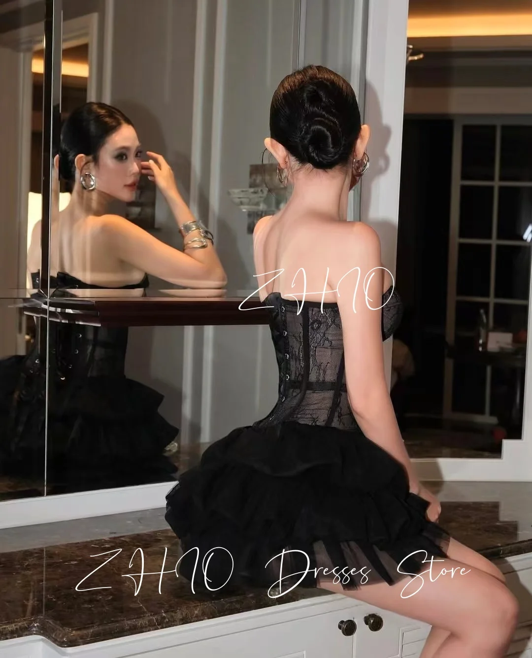 ZHIO セクシーなブラックショートパーティードレスストラップレスコルセット A ラインシャーリングチュール特別な日のミニウエディングドレスカスタマイズされたサウジアラビア