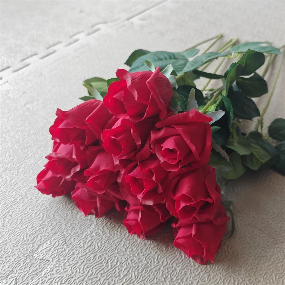 12pcs 리얼 터치 인공 꽃 흰색 장미 새싹 웨딩 신부 꽃다발 정원 장식 가짜 꽃 시뮬레이션 장미 지점