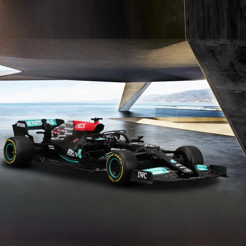 modelo-de-auto-de-carreras-de-formula-burago-mercedes-f1-w12e-simulacion-de-aleacion-mercedes-modelo-colec