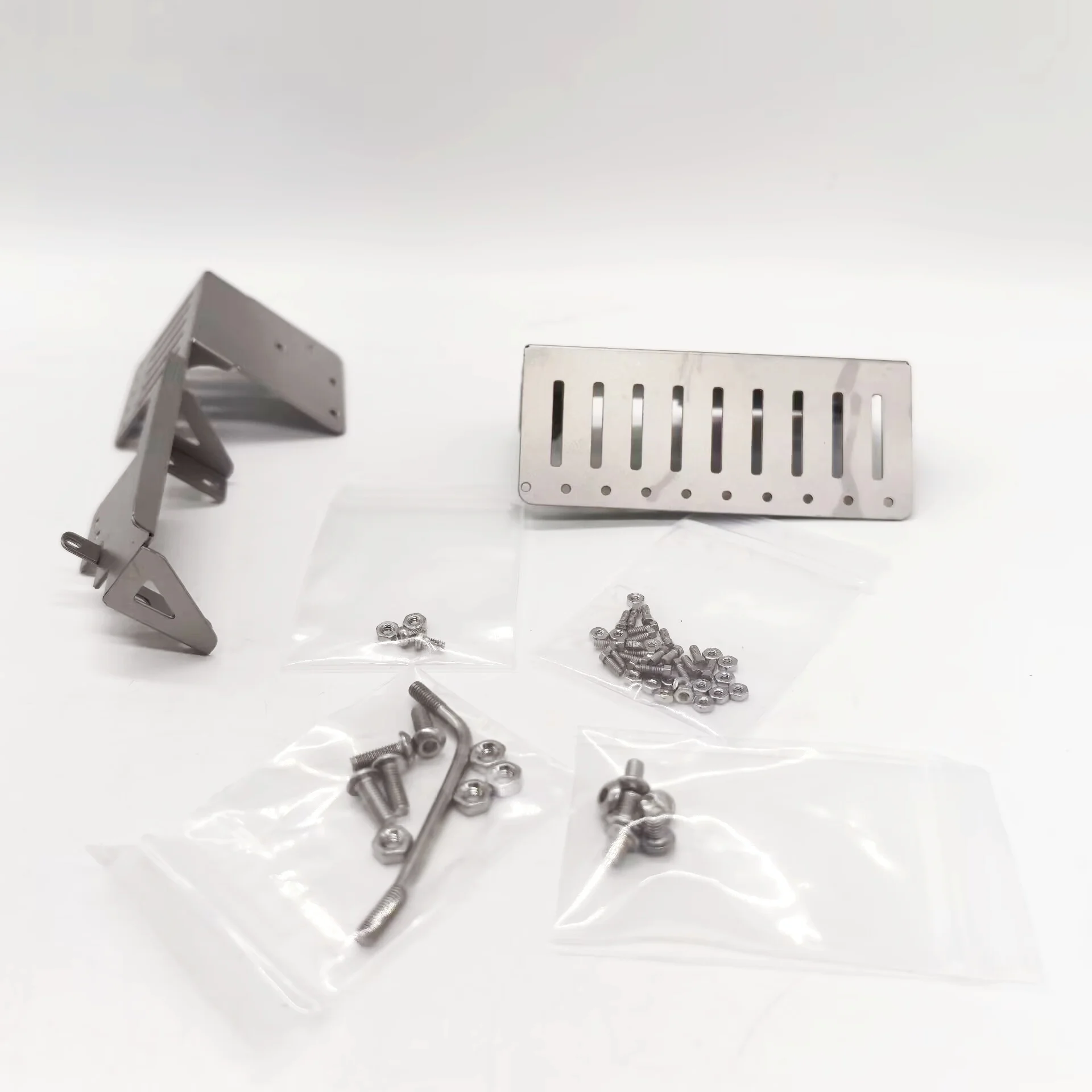 

RC 1/14 Scaleclub Truck Tractor Fender Bracket for Tamiya Truck DIY Model Parts