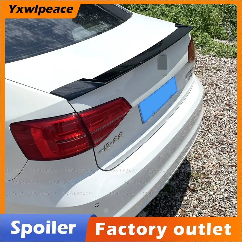 

For VW Volkswagen Jetta 2012 - 2018 High Quality ABS Gloss Black and Carbon Fiber Look Rear Trunk Lip Spoiler Car Accessories