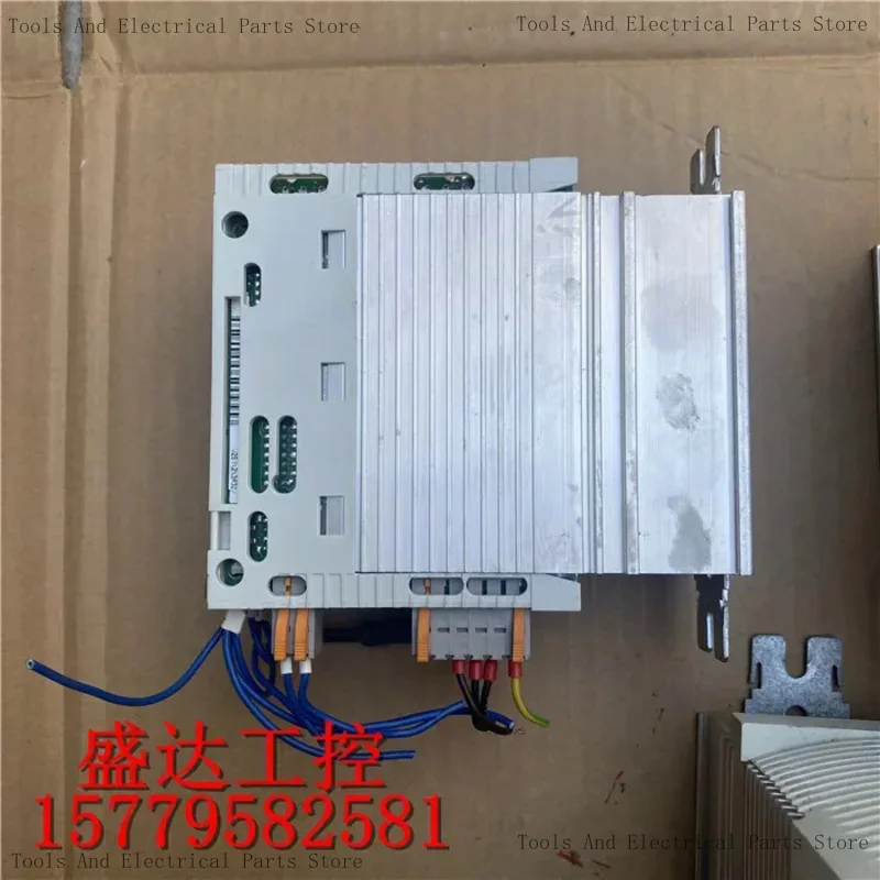 

Used Lenze 8200 Frequency Converter E82EV371-2C 0.37KW 220V
