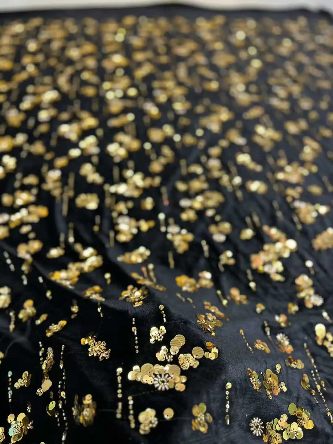 قماش دانتيل مخملي أفريقي 2026 جودة عالية نيجيريا دانتيل 5 ياردة قماش دانتيل ترتر فرنسي لفستان الزفاف قماش خياطة #2